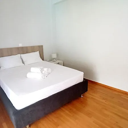 Spacious Comfortable Apartment - Gold Serenity Athens Exterior photo