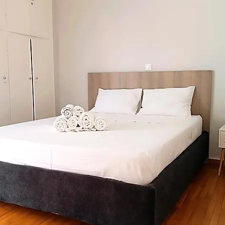 Spacious Comfortable Apartment - Gold Serenity Athens Exterior photo