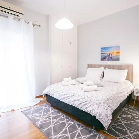 Spacious Comfortable Apartment - Gold Serenity Athens Exterior photo