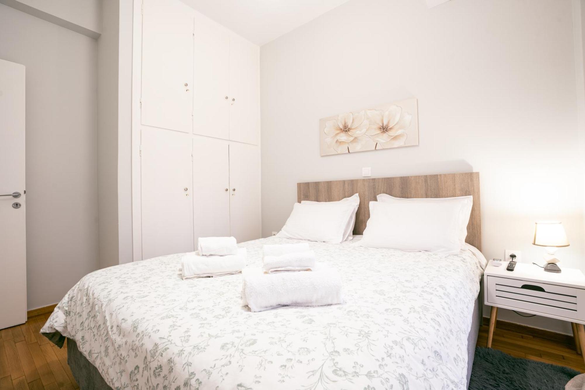 Apartment Spacious Comfortable - Gold Serenity Athens