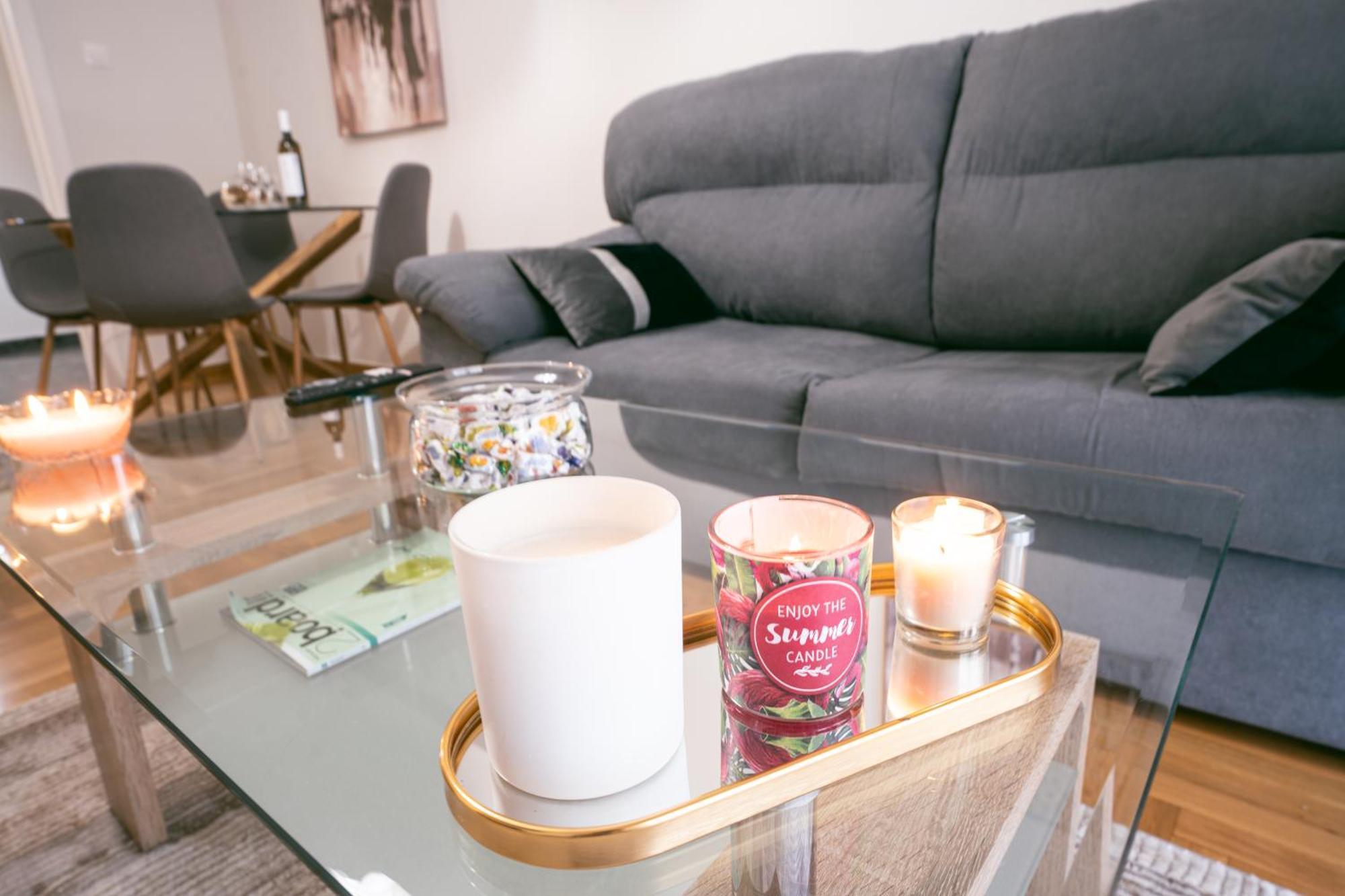Spacious Comfortable - Gold Serenity